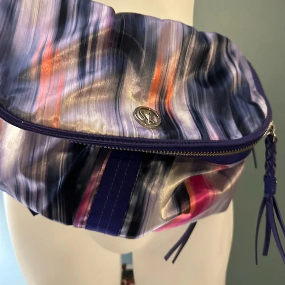 lululemon athletica Good Fortune Purple and Pink Women's Bag - Picture 3 of 12
